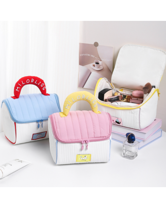 Adorable Cute Cartoon Puffy House Plush Travel Makeup Bags 