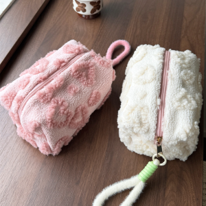 Adorable Cute Fuzzy Lamb Wool Plush Travel Girls Makeup Bags 