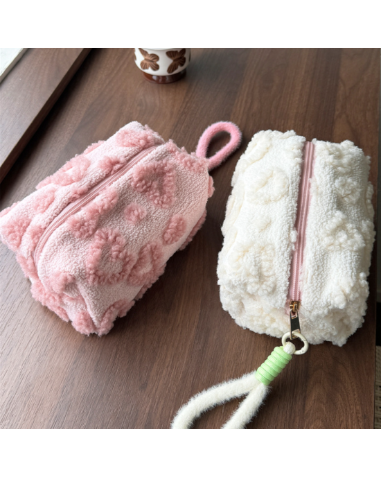 Adorable Cute Fuzzy Lamb Wool Plush Travel Girls Makeup Bags 